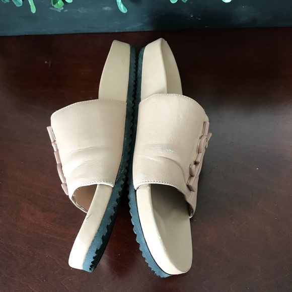 YSL Joan slider sandals 💕 - Picture 5 of 7